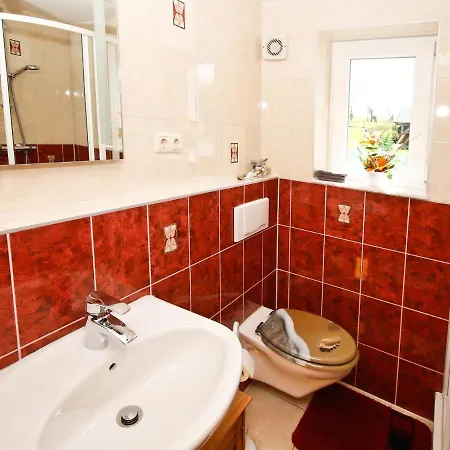 Cozy Baltic Escape For 2 Guests בית נופש *