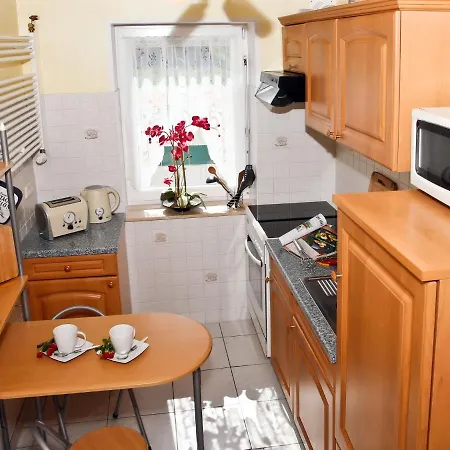 Cozy Baltic Escape For 2 Guests *