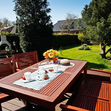 Cozy Baltic Escape For 2 Guests